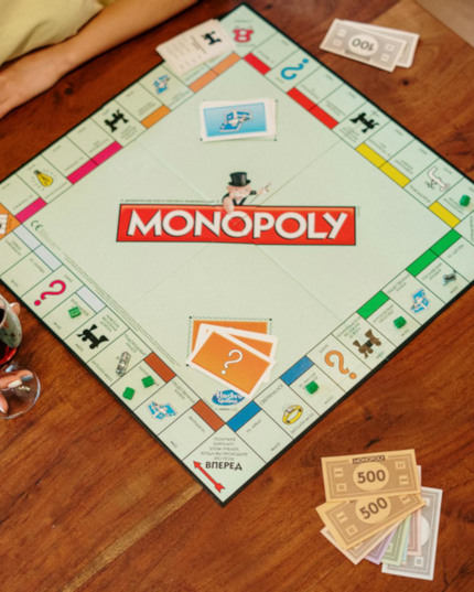 Hasbro Gaming Monopoly, Strategy Board Game